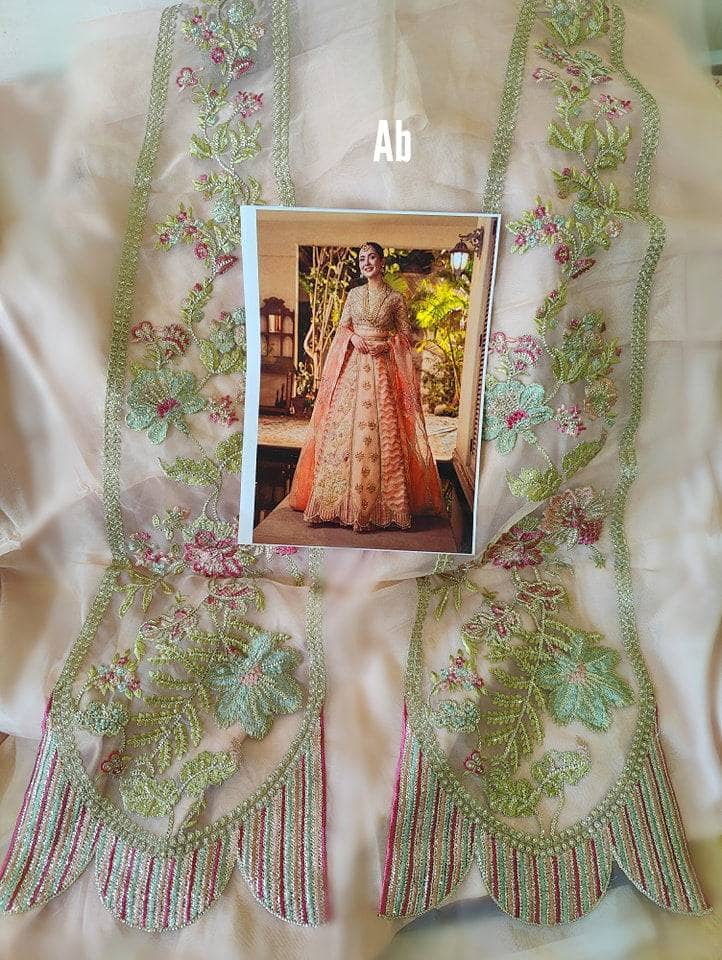 img_open_pic_crimson_wedding_awwal_boutique