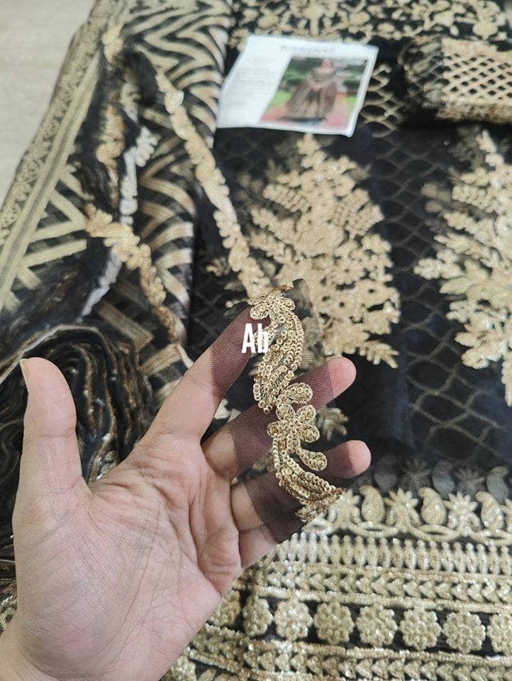 img_roheenaz_2023_awwal_boutique