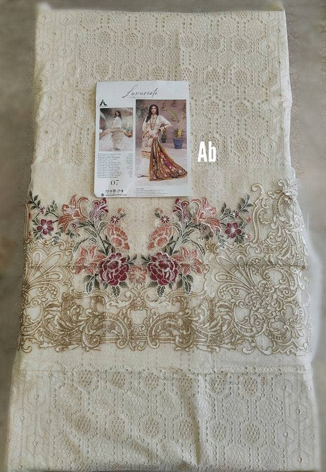 img_open_pic_adans_libas_luxuriate_awwal_boutique