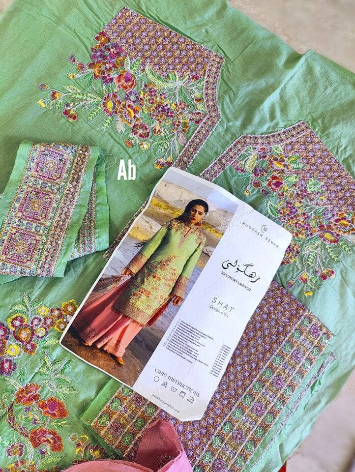 img_open_pic_hussain_rehar_awwal_boutique