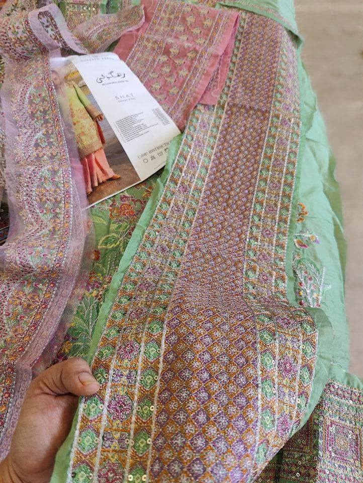 img_open_pic_hussain_rehar_awwal_boutique