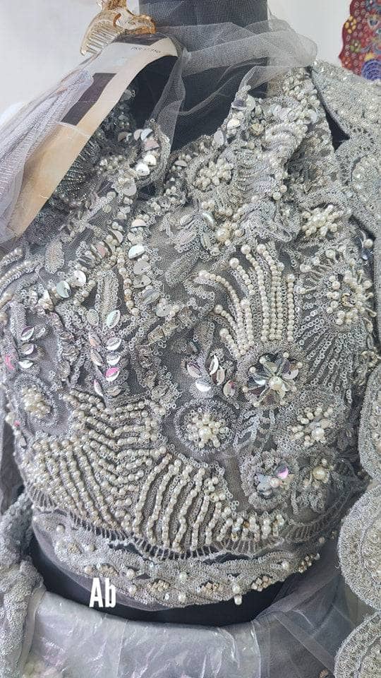 img_open_pic_mushq_trousseou_awwal_boutique