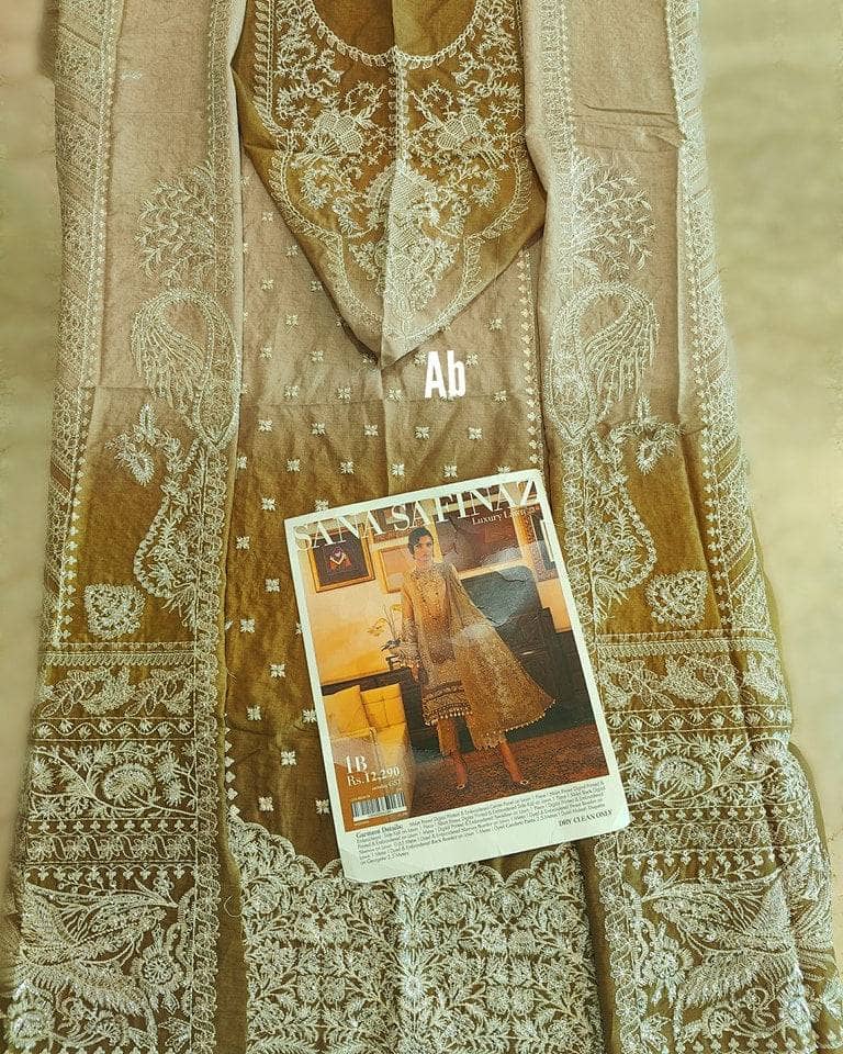 img_sana_safinaz_luxury_lawn-23_awwal_boutique