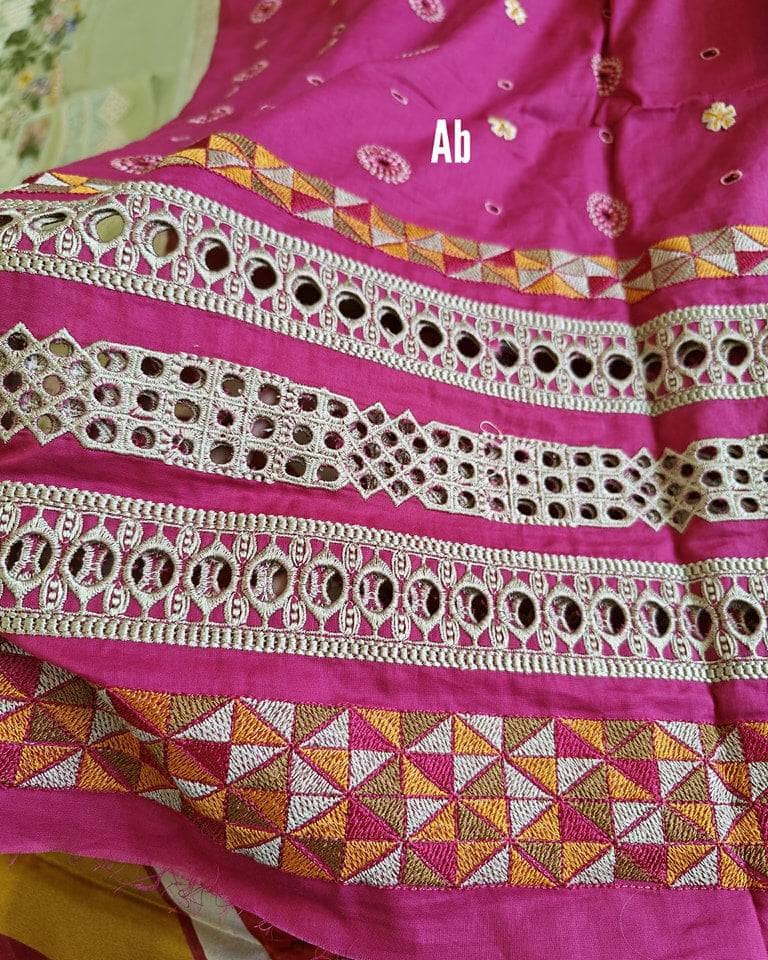 img_open_pic_maryam_hussain_lawn_23_awwal_boutique