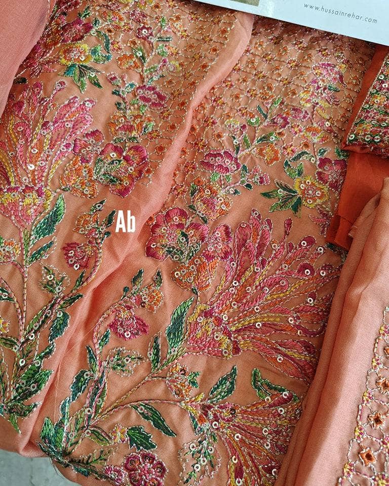 img_open_pic_hussain_rehar_roshan_awwal_boutique