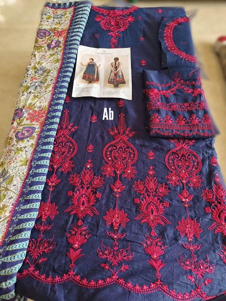 img_zara_shahjahan_lawn_23_awwal_boutique