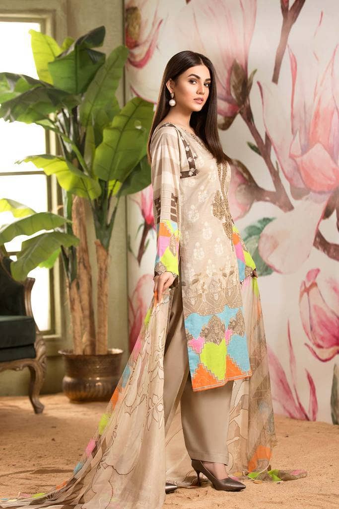 img_charizma_combination_lawn_2021_awwal_boutique
