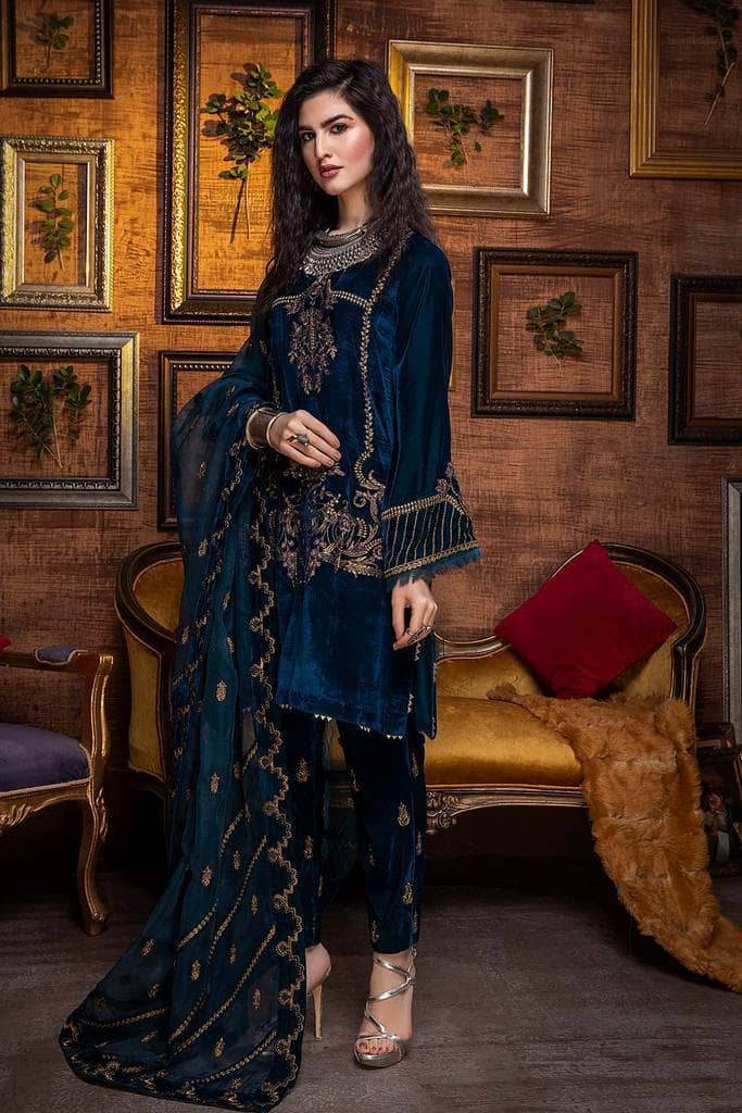 img_charizma_signora_velvet_awwal_boutique