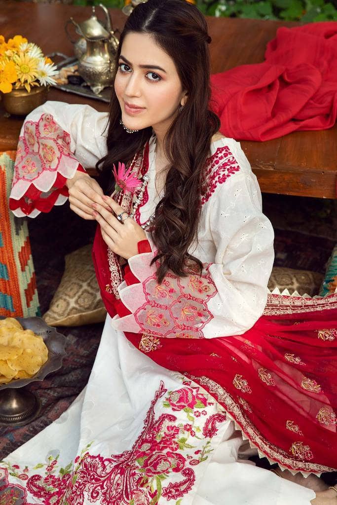 img_charizma_baad_e_naseem_lawn_awwal_boutique