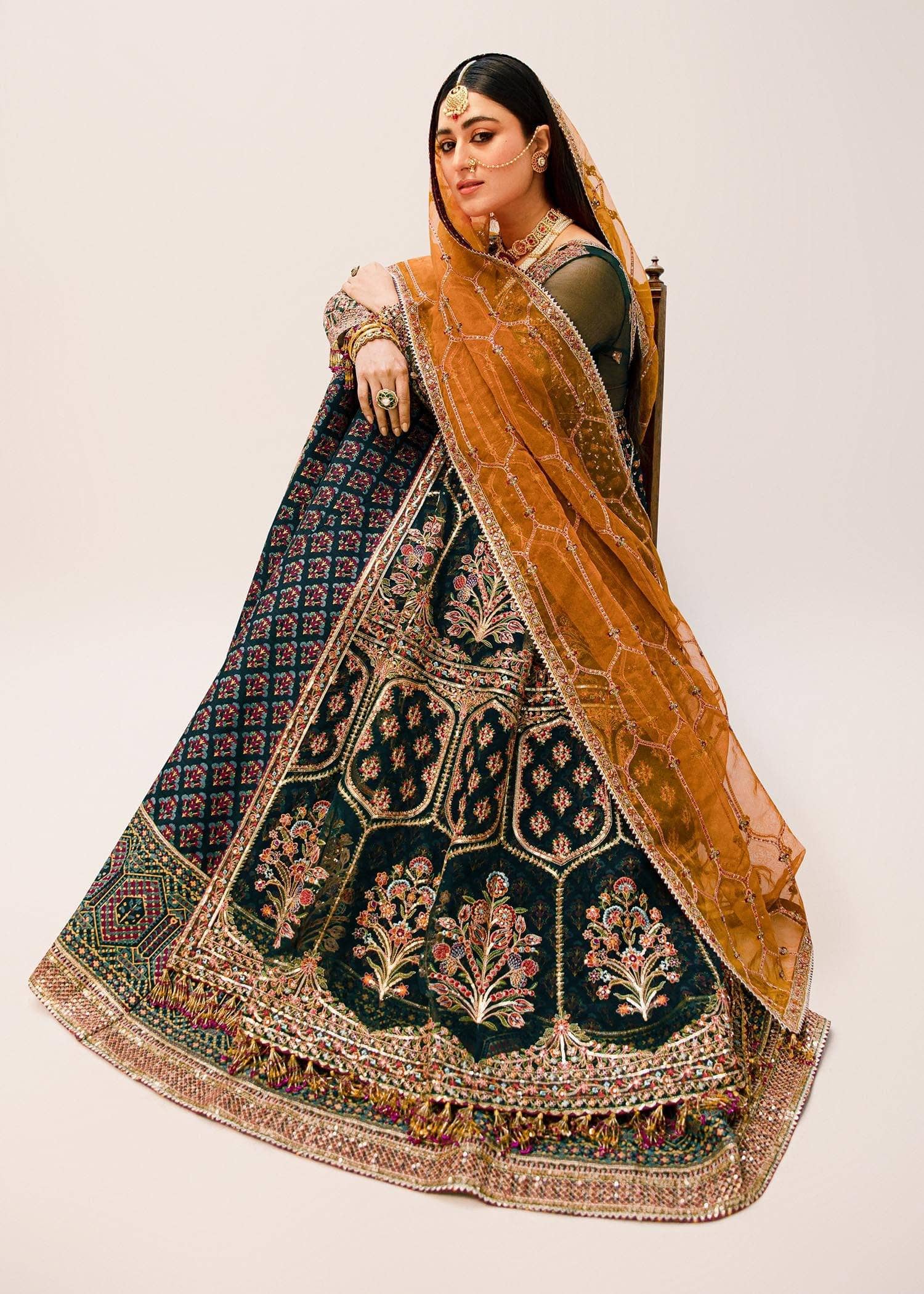 img_tammam_by_hussain_rehar_awwal_boutique