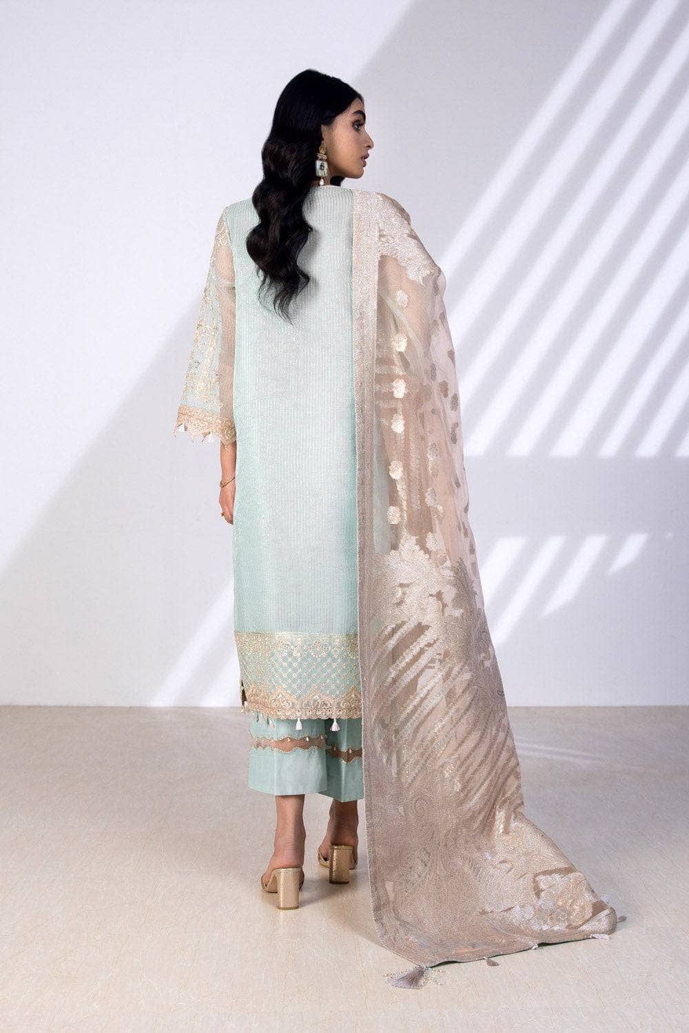 img_sapphire_lawn_22_awwal_boutique