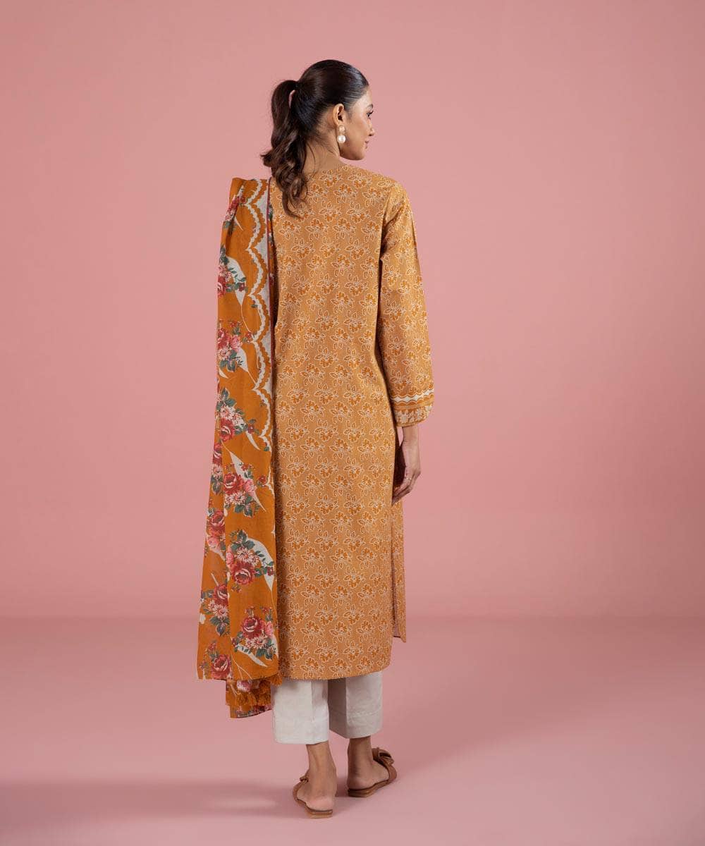 Sapphire Day To Day Lawn/Shirt Dupatta Set