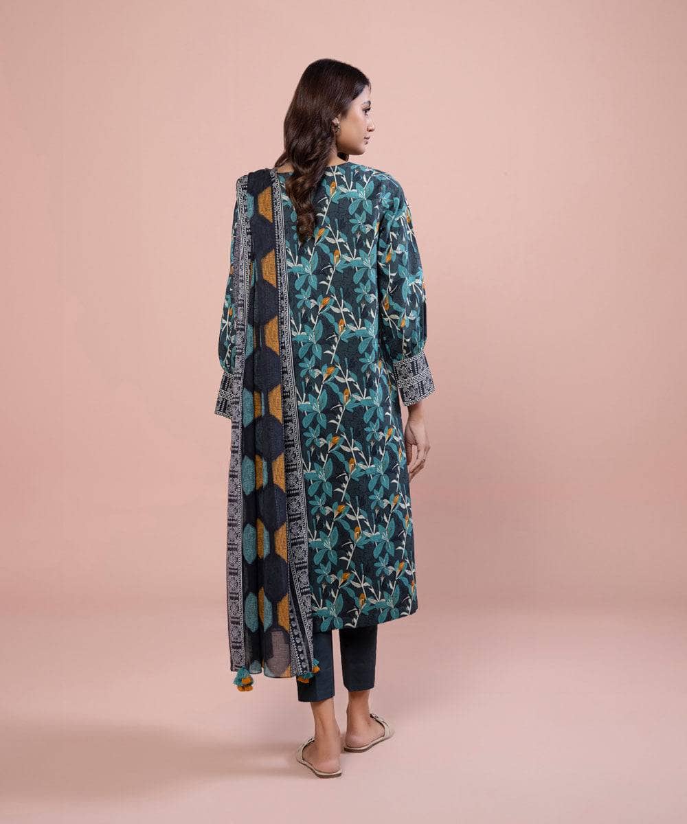 img_sapphire_lawn_23_awwal_boutique