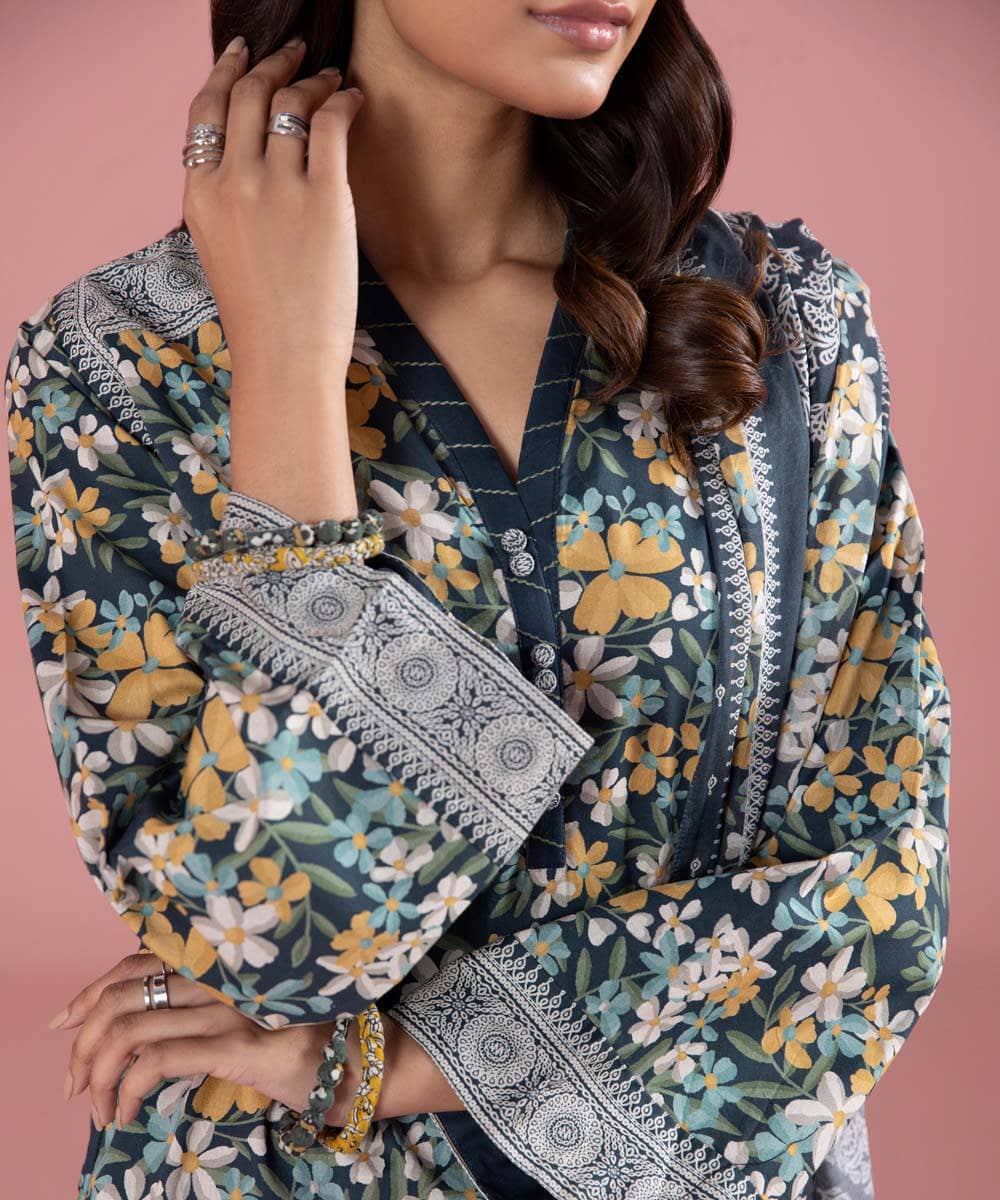 Img_sapphire_day_to_day_lawn_23_awwal_boutique_awwal_boutique