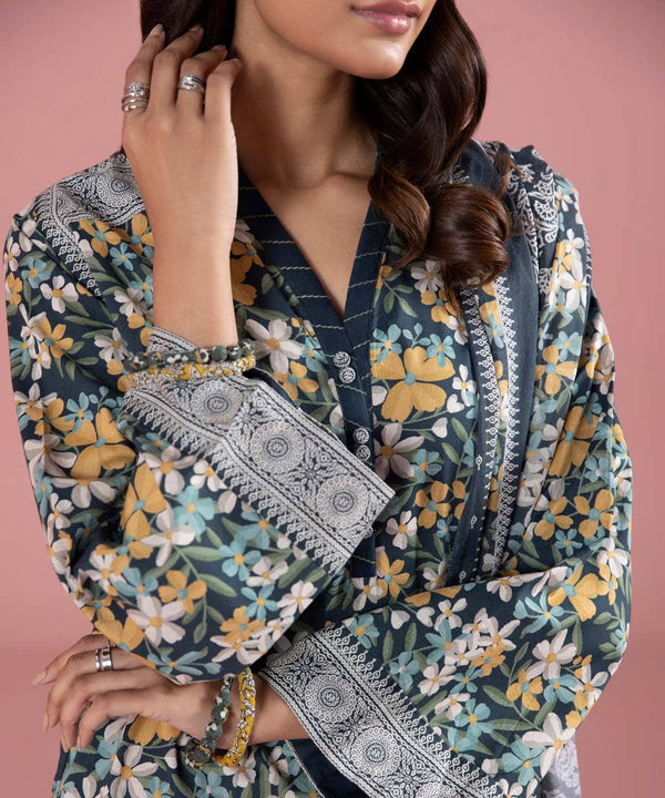 Img_sapphire_day_to_day_lawn_23_awwal_boutique_awwal_boutique