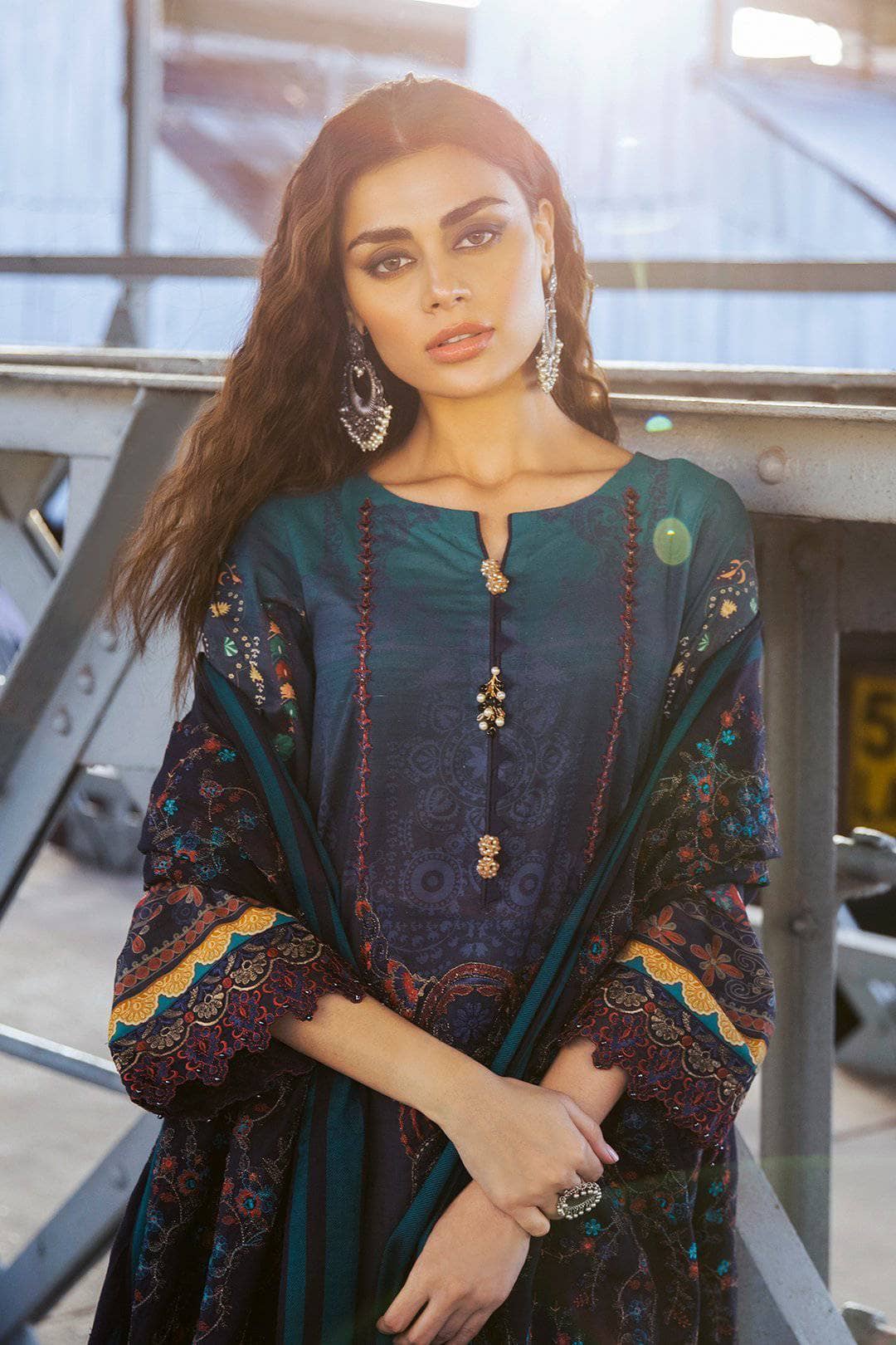 img_nureh_maya_khaddar_vol_2_awwal_boutique