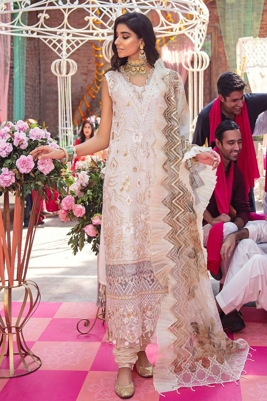 img_nureh_jhoomro_wedding_edition_awwal_boutique