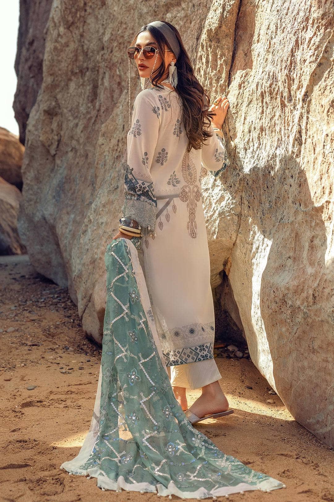 img_nureh_maya_swiss_voil_awwal_boutique