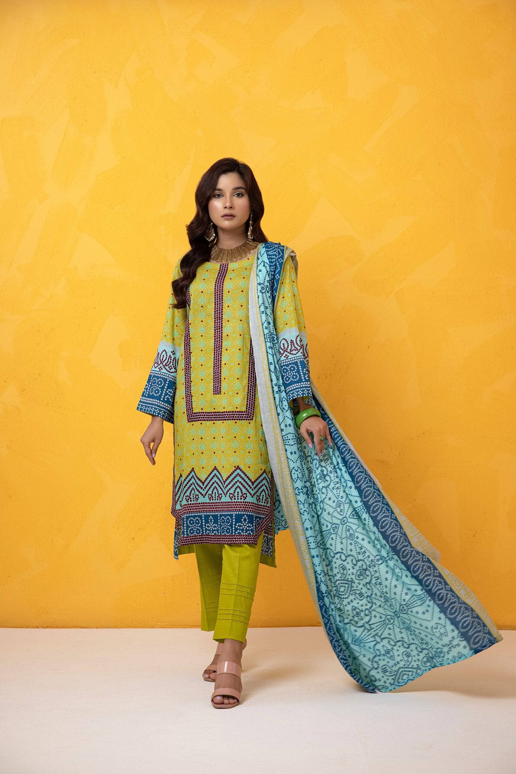 img_erum_misha_lawn_22_awwal_boutique