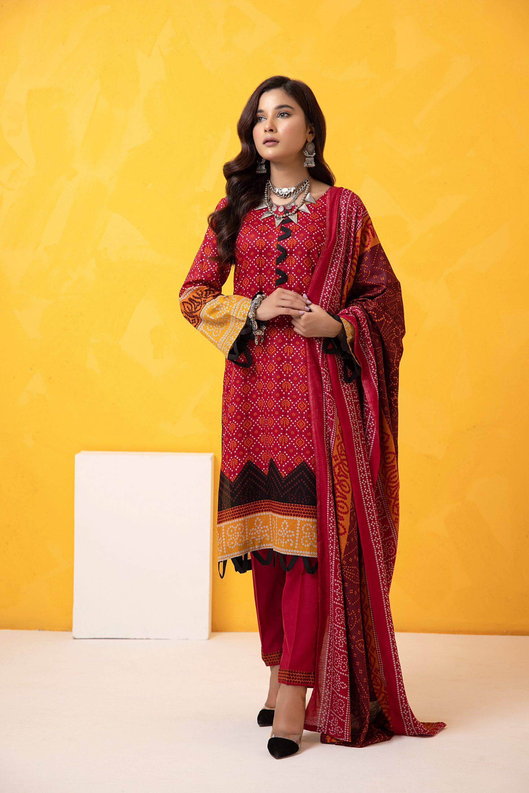 img_erum_misha_lawn_22_awwal_boutique