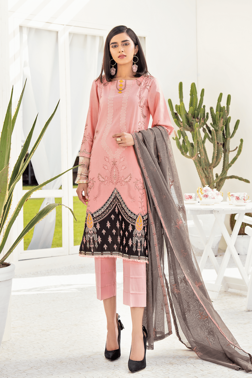 img_iznik_chinon_lawn_collection_awwal_boutique_eid_collection