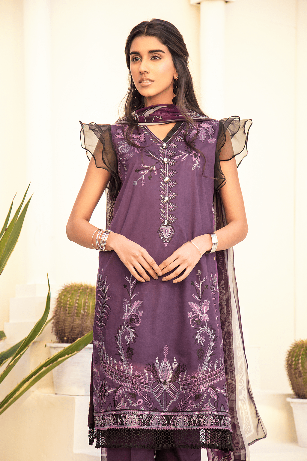 img_iznik_chinon_lawn_collection_awwal_boutique_eid_collection