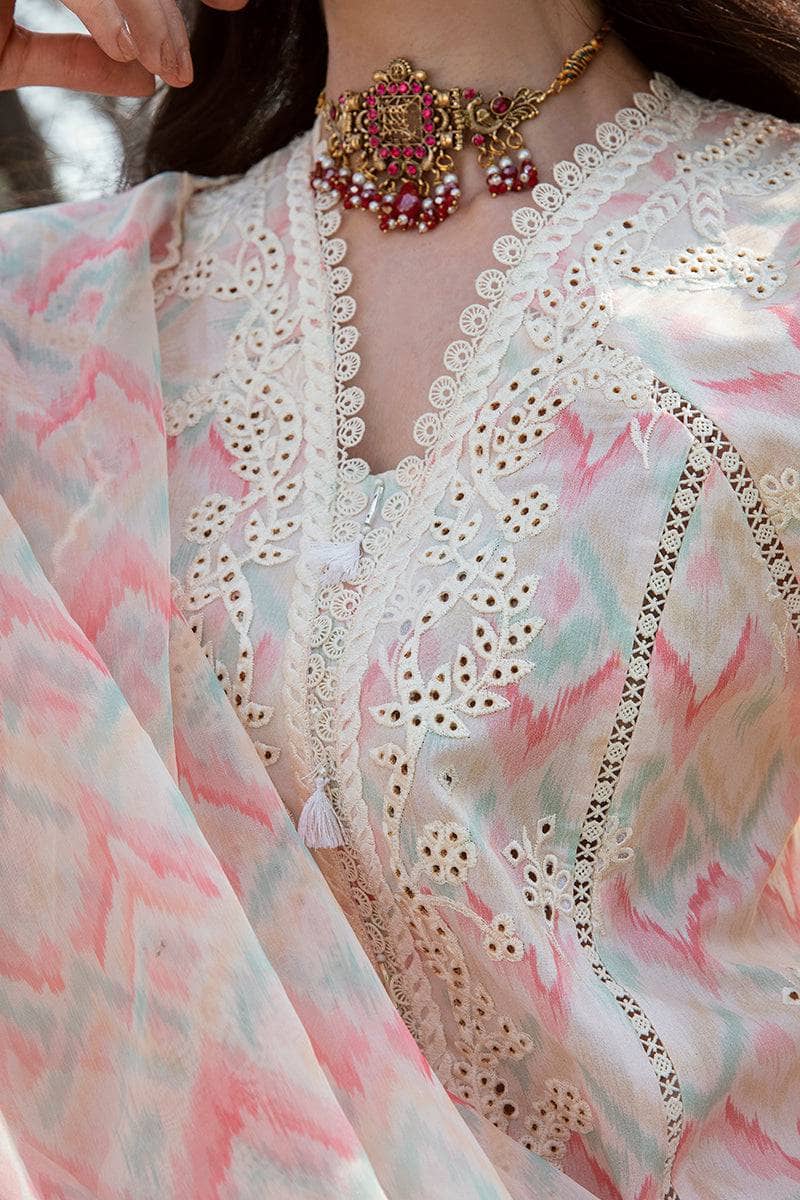 img_qalamkar_q_line_lawn_23_awwal_boutique