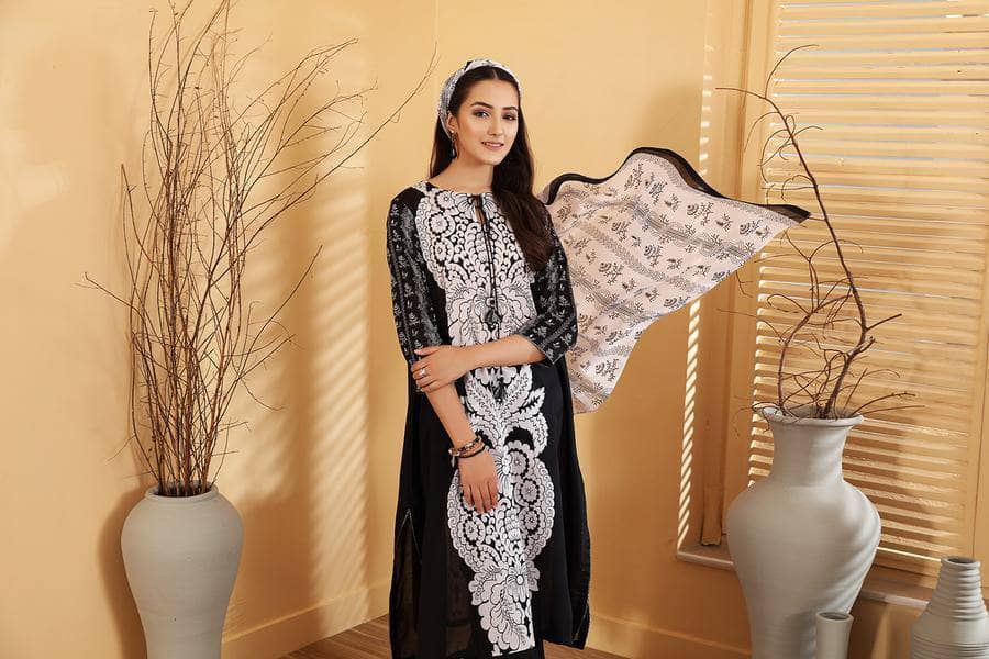 img_nishat_lawn_2021_awwal_boutique