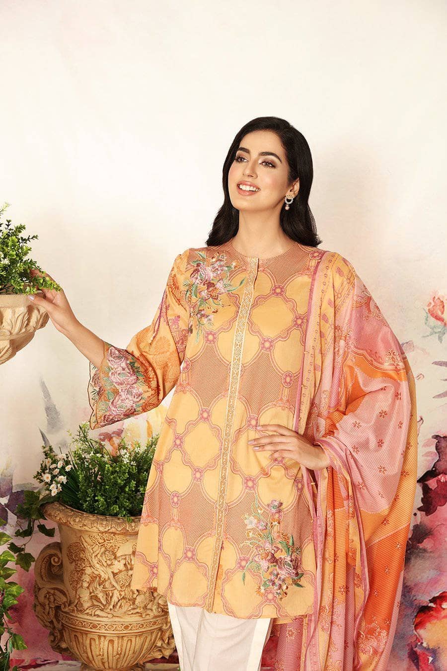 img_nishat_lawn_2021_awwal_boutique
