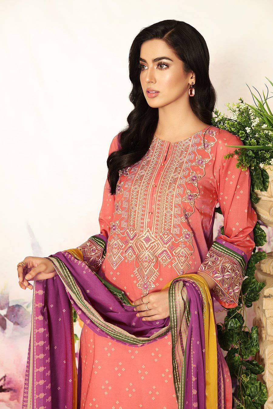 img_nishat_linen_nisha_lawn_collection_2021_awwal_boutique
