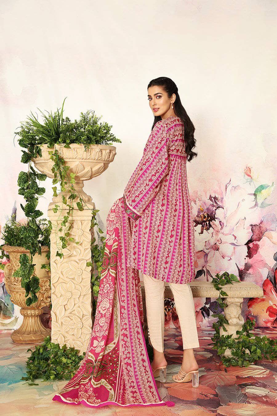 img_nishat_lawn_2021_awwal_boutique