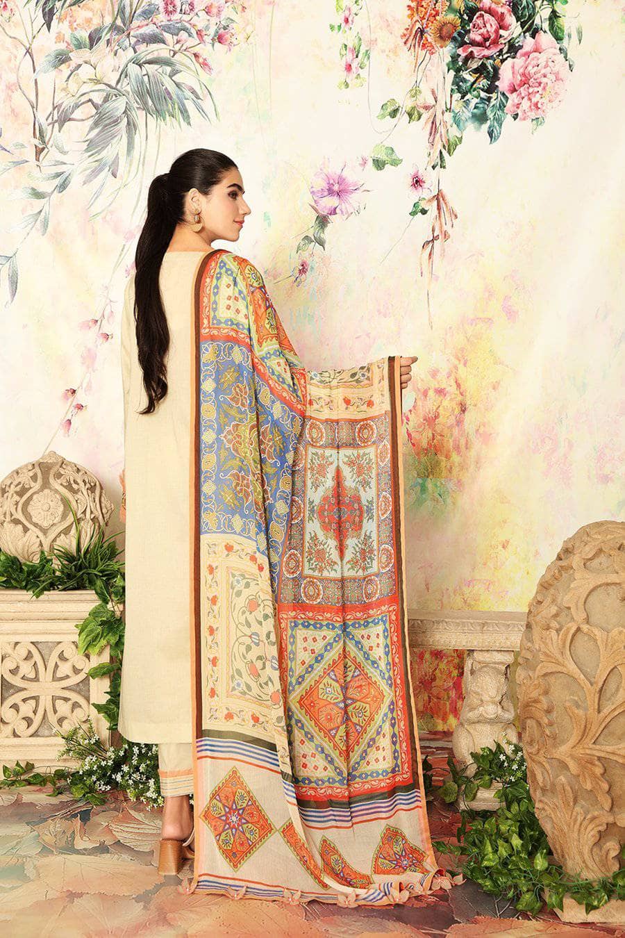 img_nishat_lawn_2021_awwal_boutique