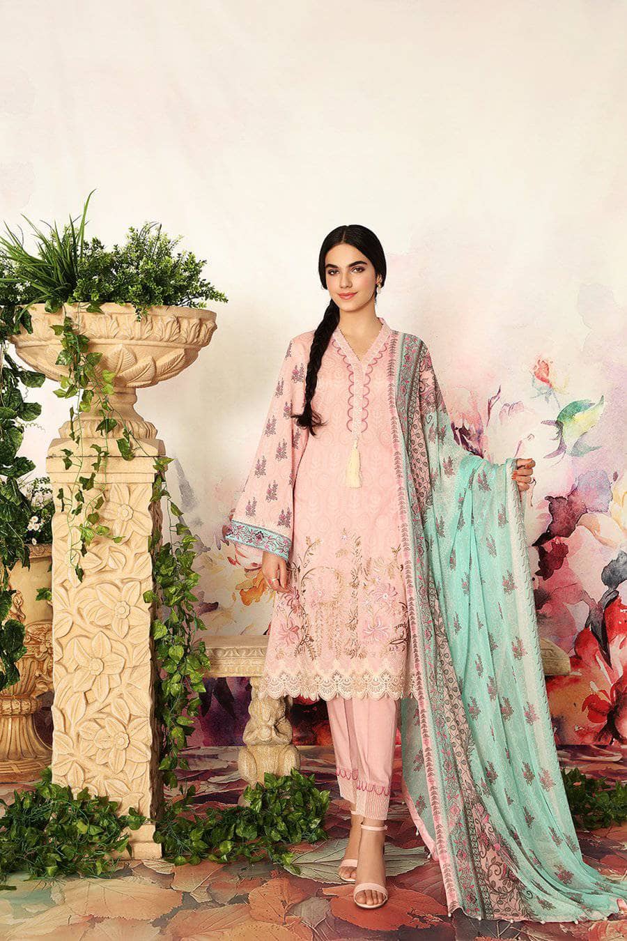 img_nishat_lawn_2021_awwal_boutique