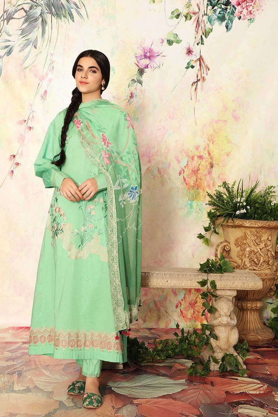 img_nishat_lawn_2021_awwal_boutique