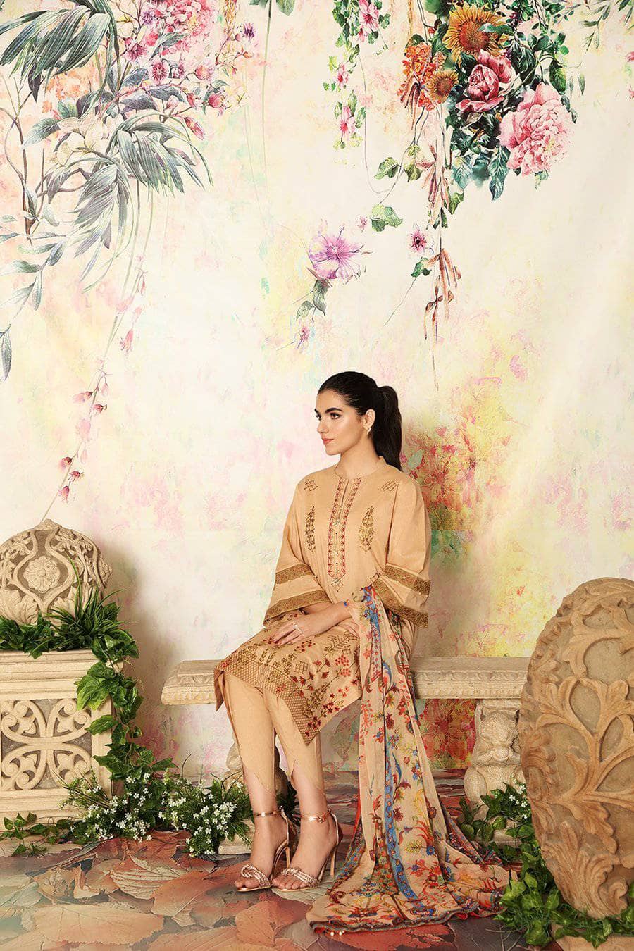 img_nishat_lawn_2021_awwal_boutique