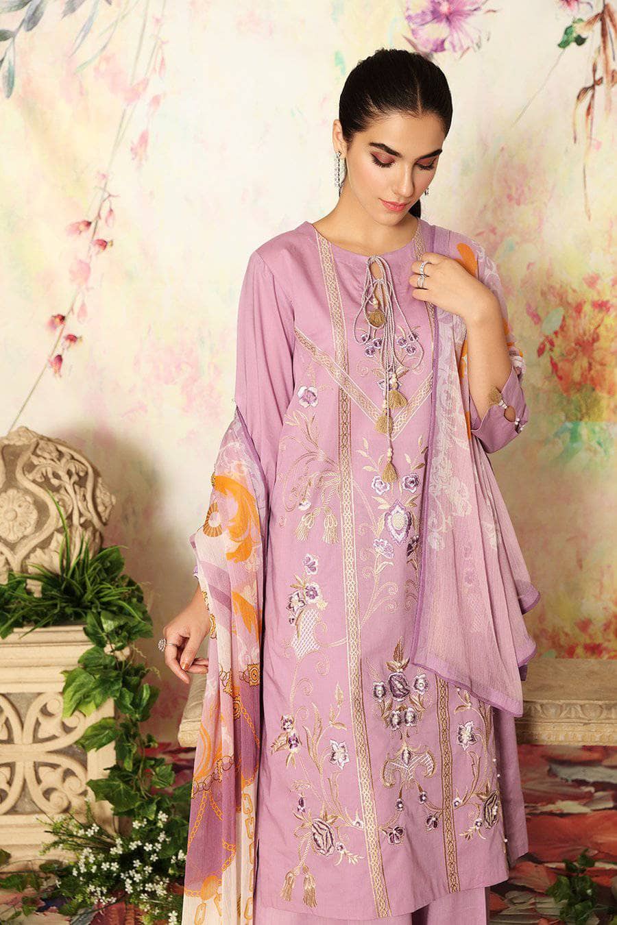 img_nishat_lawn_2021_awwal_boutique