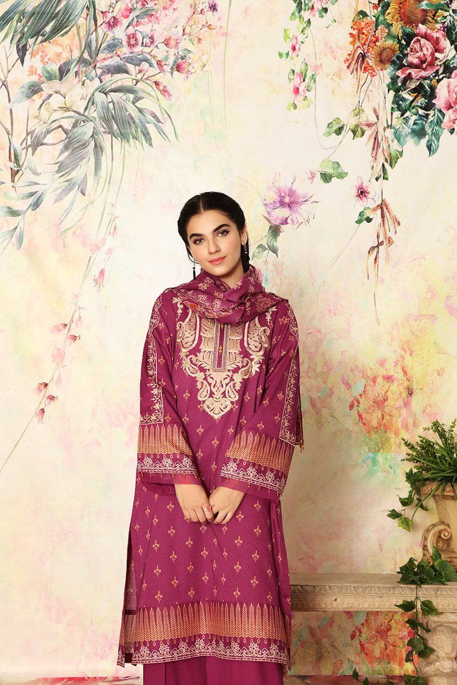 img_nishat_lawn_2021_awwal_boutique