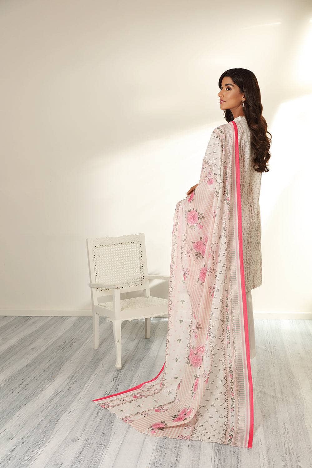 img_nishat_linen_lawn_2022_awwal_boutique