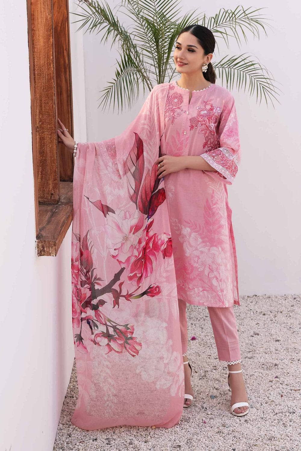 img_nishat_lawn_23_nisha_awwal_boutique