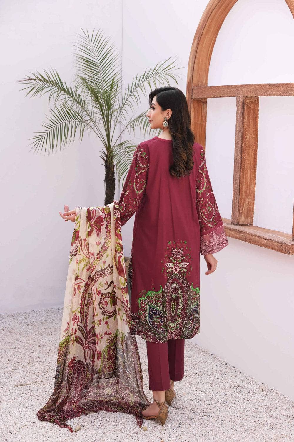 img_nishat_lawn_23_nisha_awwal_boutique