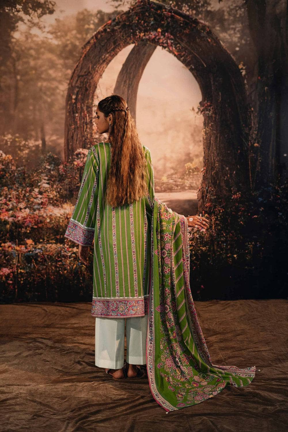 img_nishat_lawn_ramdan_edit_awwal_boutique