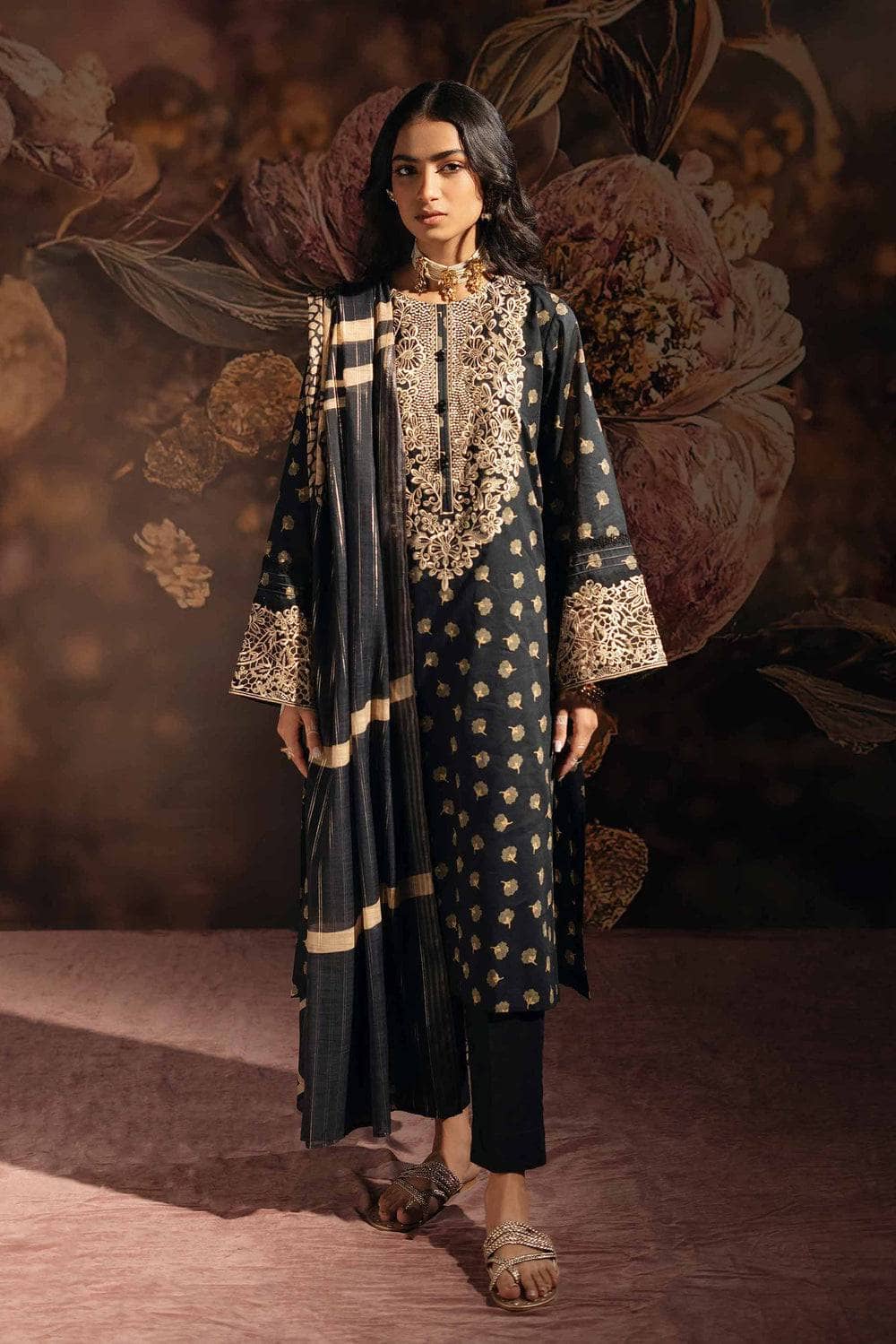 img_nishat_lawn_ramdan_edit_awwal_boutique