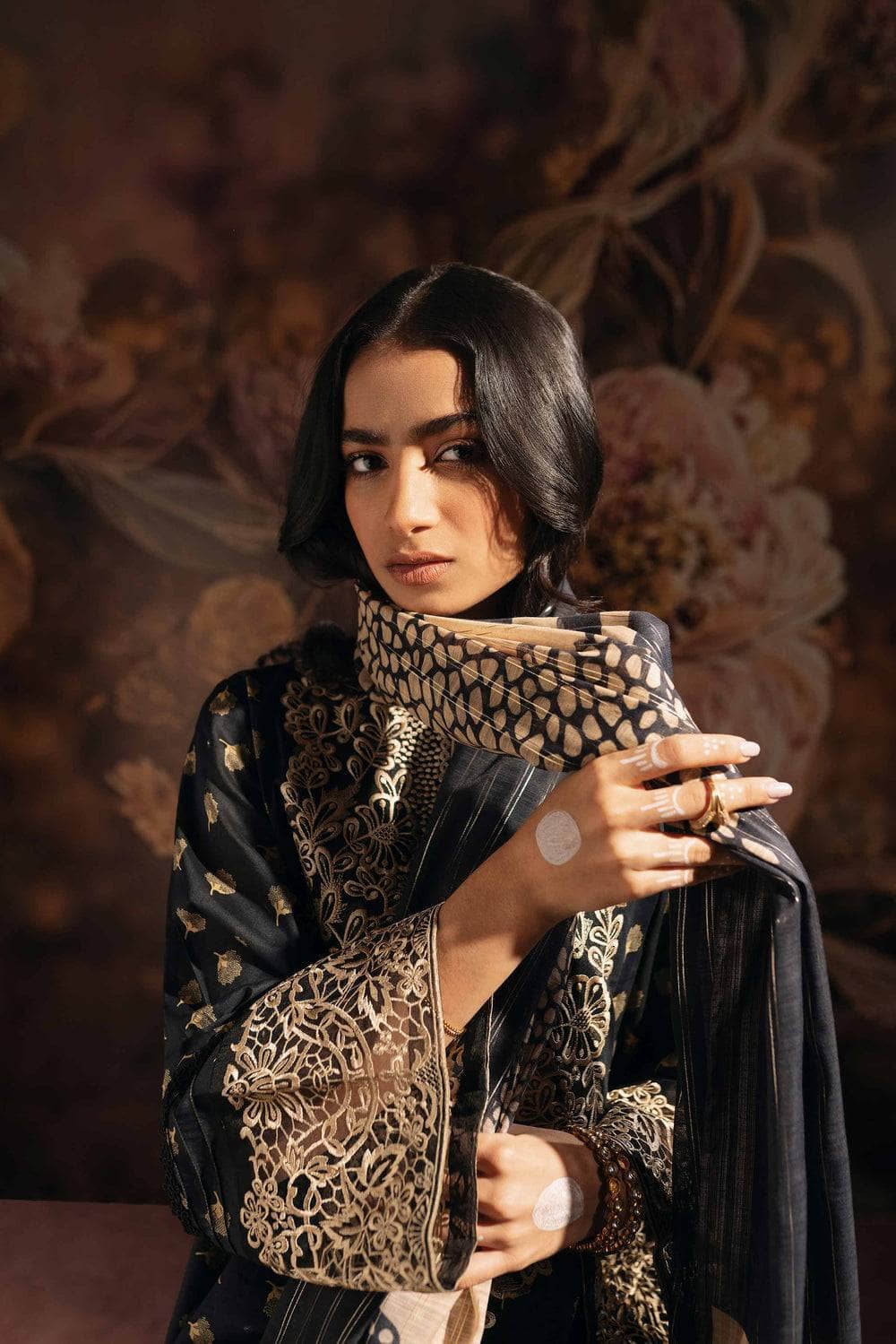 img_nishat_lawn_ramdan_edit_awwal_boutique