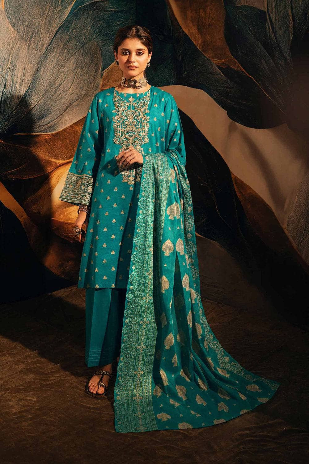 img_nishat_lawn_ramdan_edit_awwal_boutique