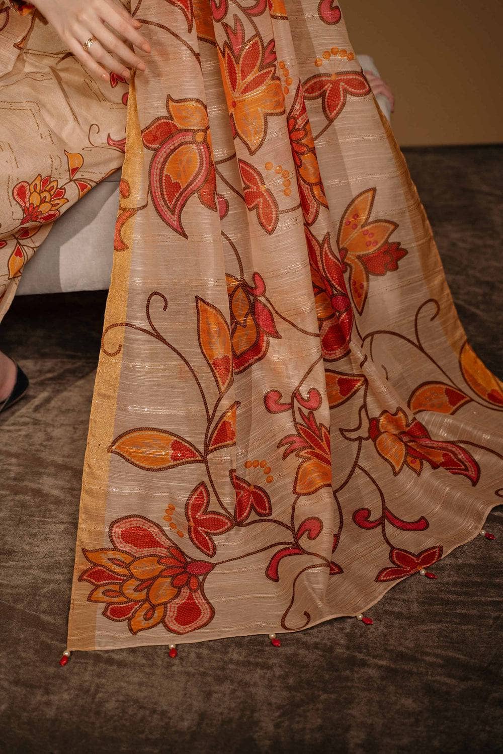 Img_nishat_lawn_23_ramdan_edit_awwal_boutique