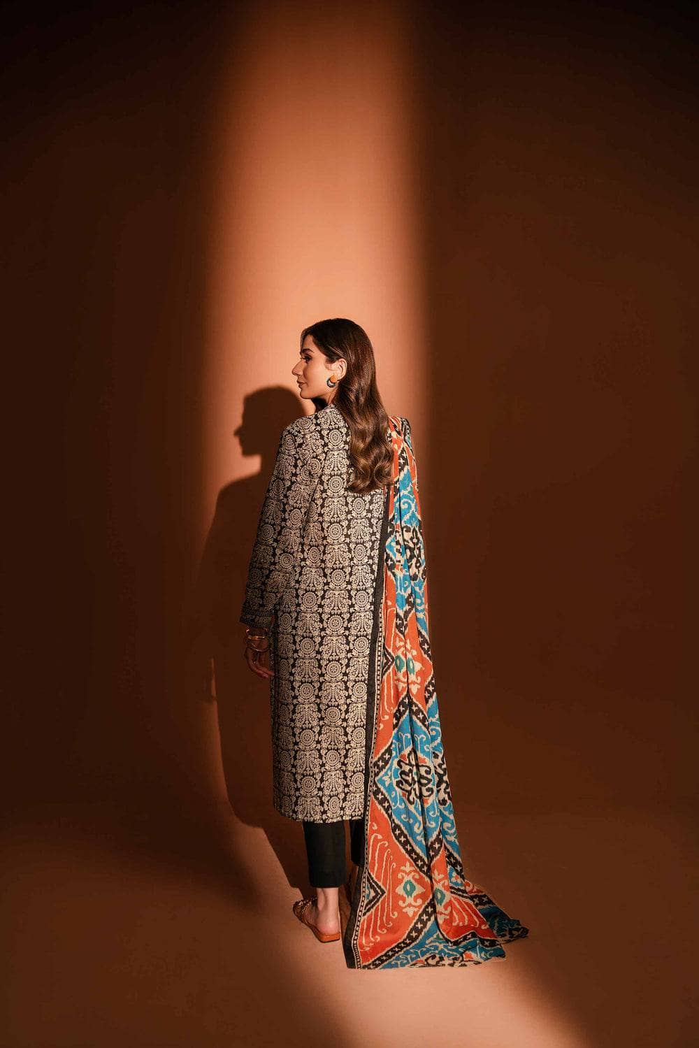 Img_nishat_lawn_ramdan_edit_awwal_boutique