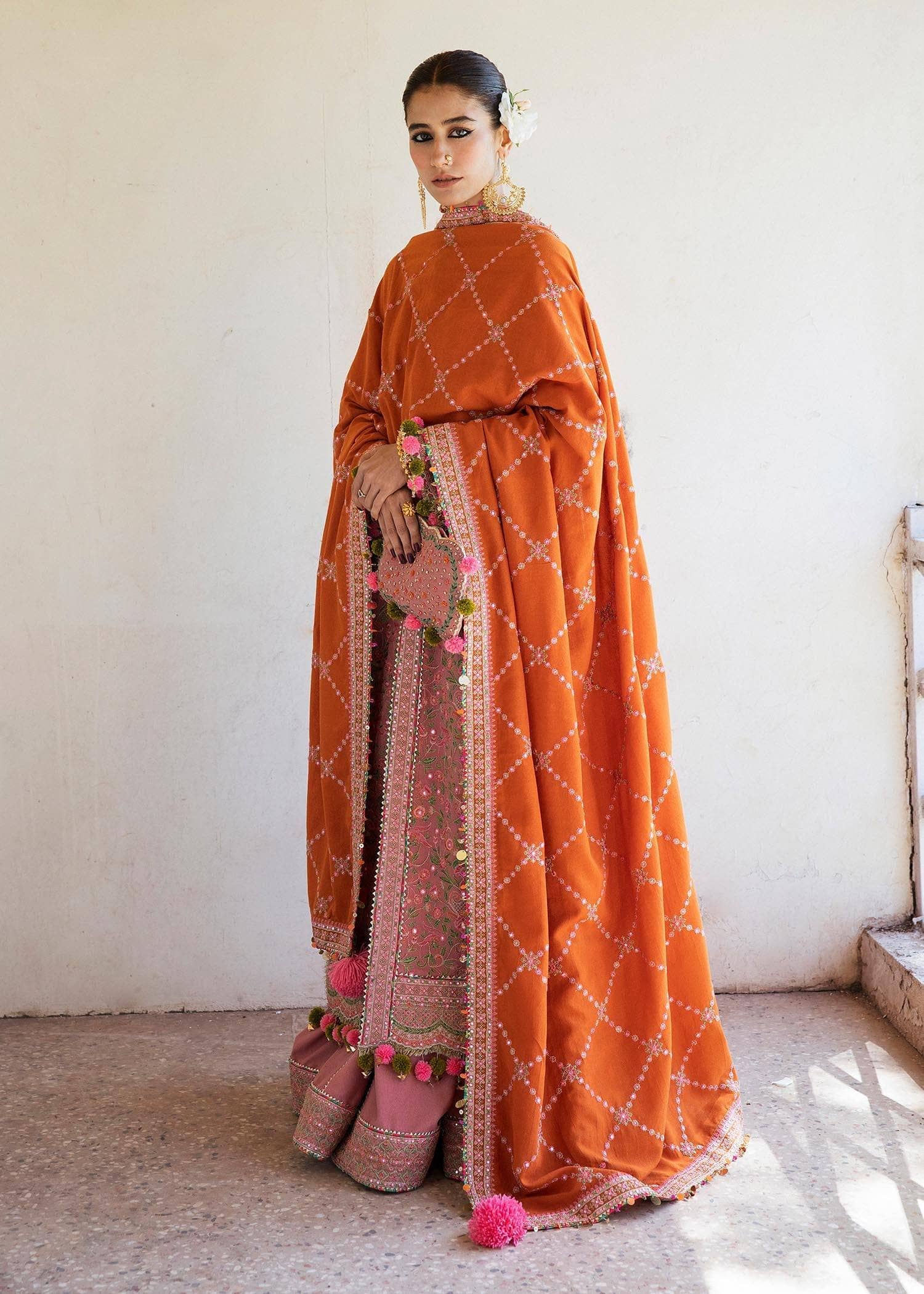 img_hussain_rehar_karandi_22_awwal_boutique