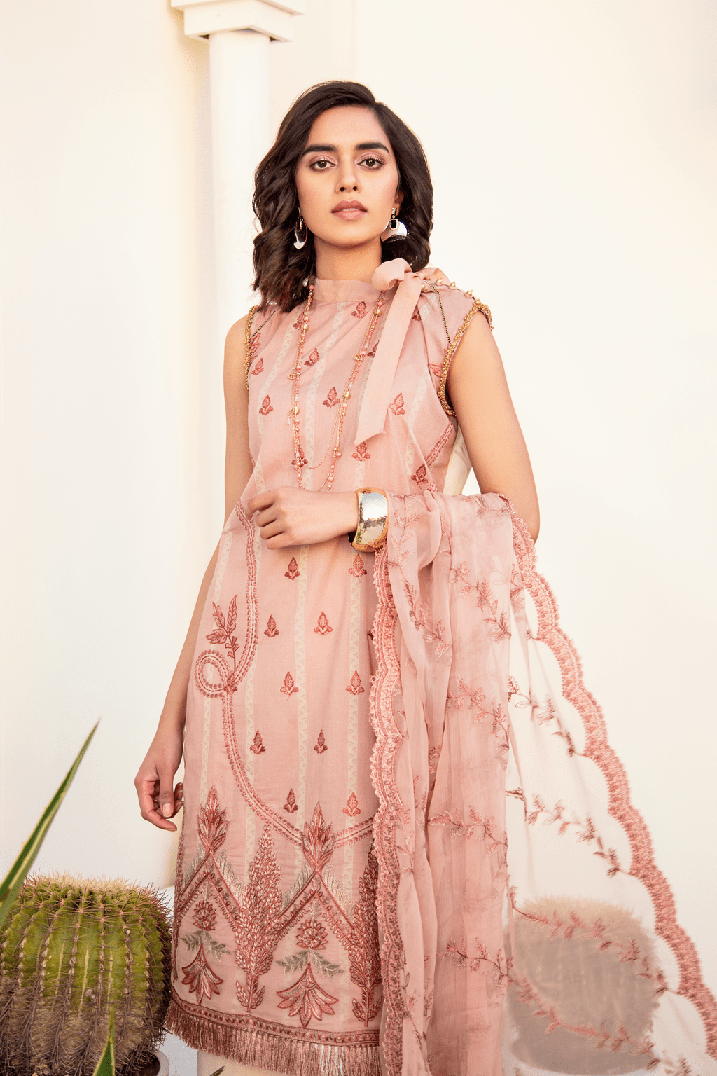 img_iznik_chinon_lawn_collection_awwal_boutique_eid_collection