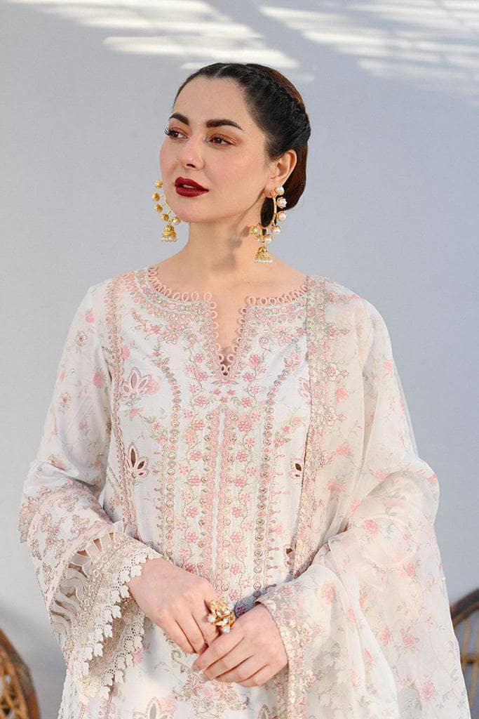 img_qalamkar_luxury_sahil_lawn_23_awwal_boutique