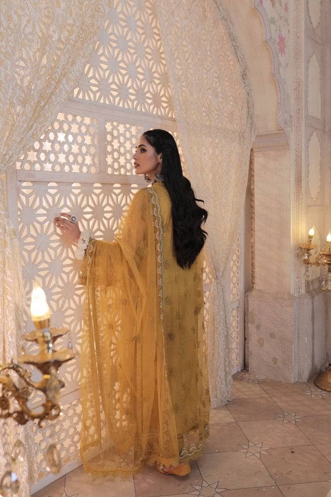 img_lsm_lakhani_embroidered_lawn_22_awwal_boutique